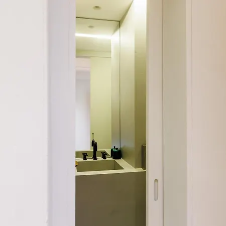Apartament Pool & Garden In The Heart Of *