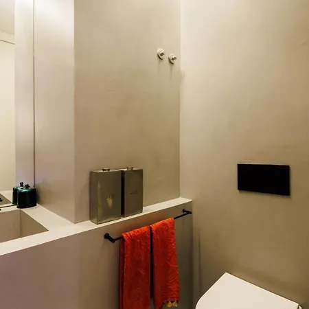 Apartament Pool & Garden In The Heart Of *