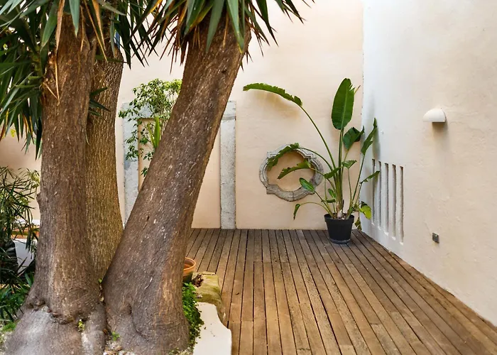 Apartmán Pool & Garden In The Heart Of *