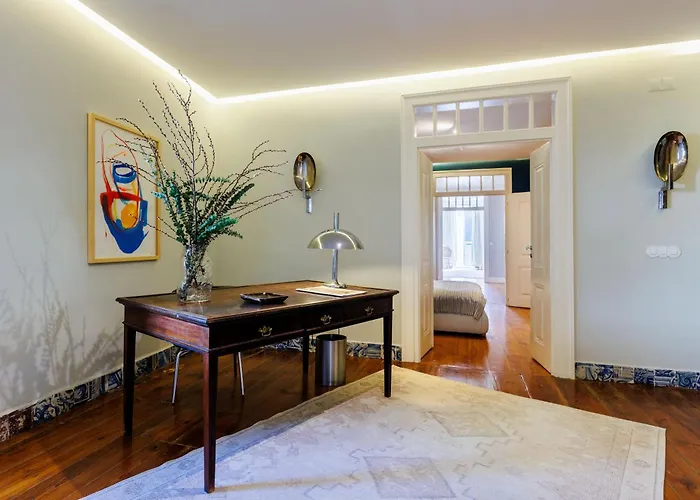Apartmán Pool & Garden In The Heart Of