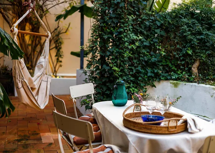 Apartmán Pool & Garden In The Heart Of *
