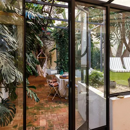 Pool & Garden In The Heart Of * Lisboa