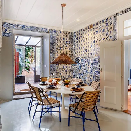 Appartement Pool & Garden In The Heart Of